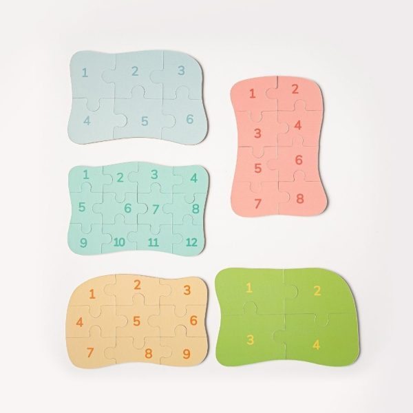 Caja con 5 puzzles animales del safari