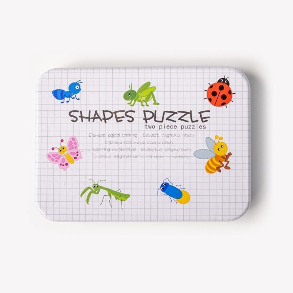 Caja con 13 puzzles de insectos
