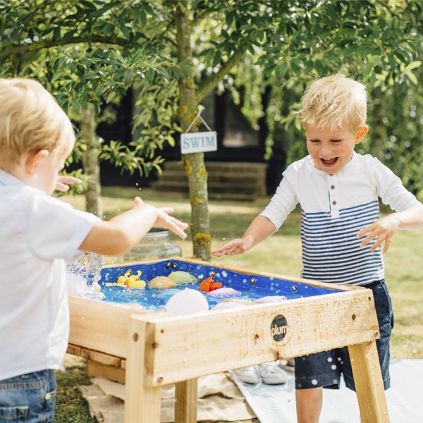 Mesa de experimentación para arena y agua