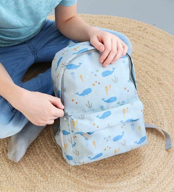 Mochila Ocean pequeña personalizable A Little Lovely Company