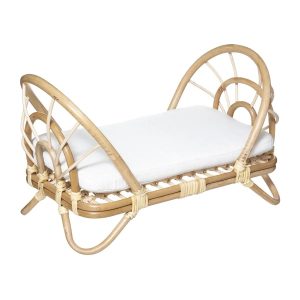 Cama De Ratán Para Muñecas Con Colchón