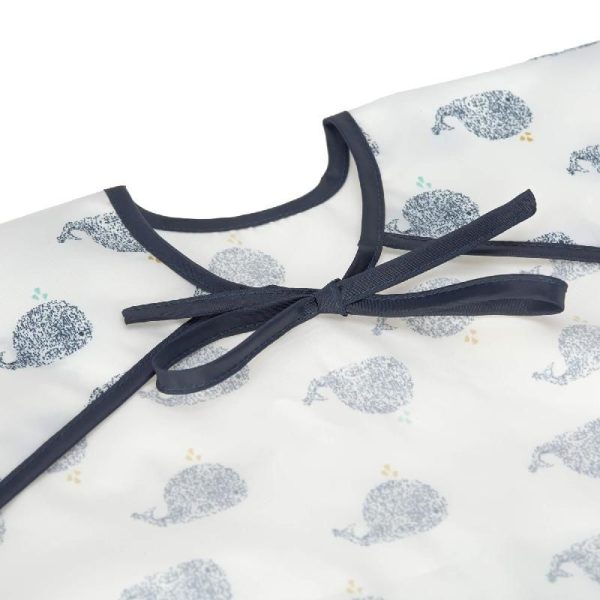Babero impermeable con mangas ballenas Lassig
