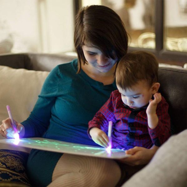 Pizarra mágica con luz Pintafluo
