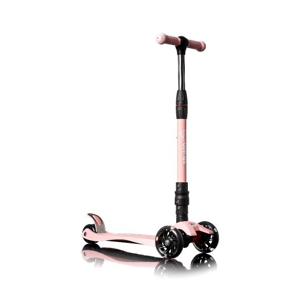 Patinete 3 ruedas ajustable con luces. Mol n y seguro a partes iguales