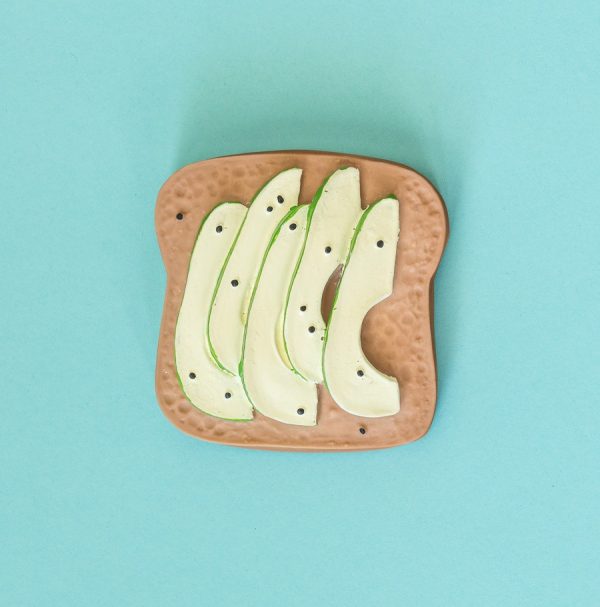 Mordedor tostada aguacate Lolaletost
