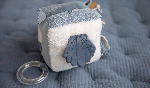 Cubo blandito de actividades para bebé azul Little Dutch
