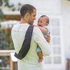 Mochila portabebés ergonómica zip Infantino