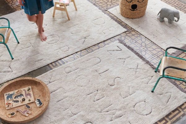 Alfombra Lavable RugCycled ABC S de Lorena Canals